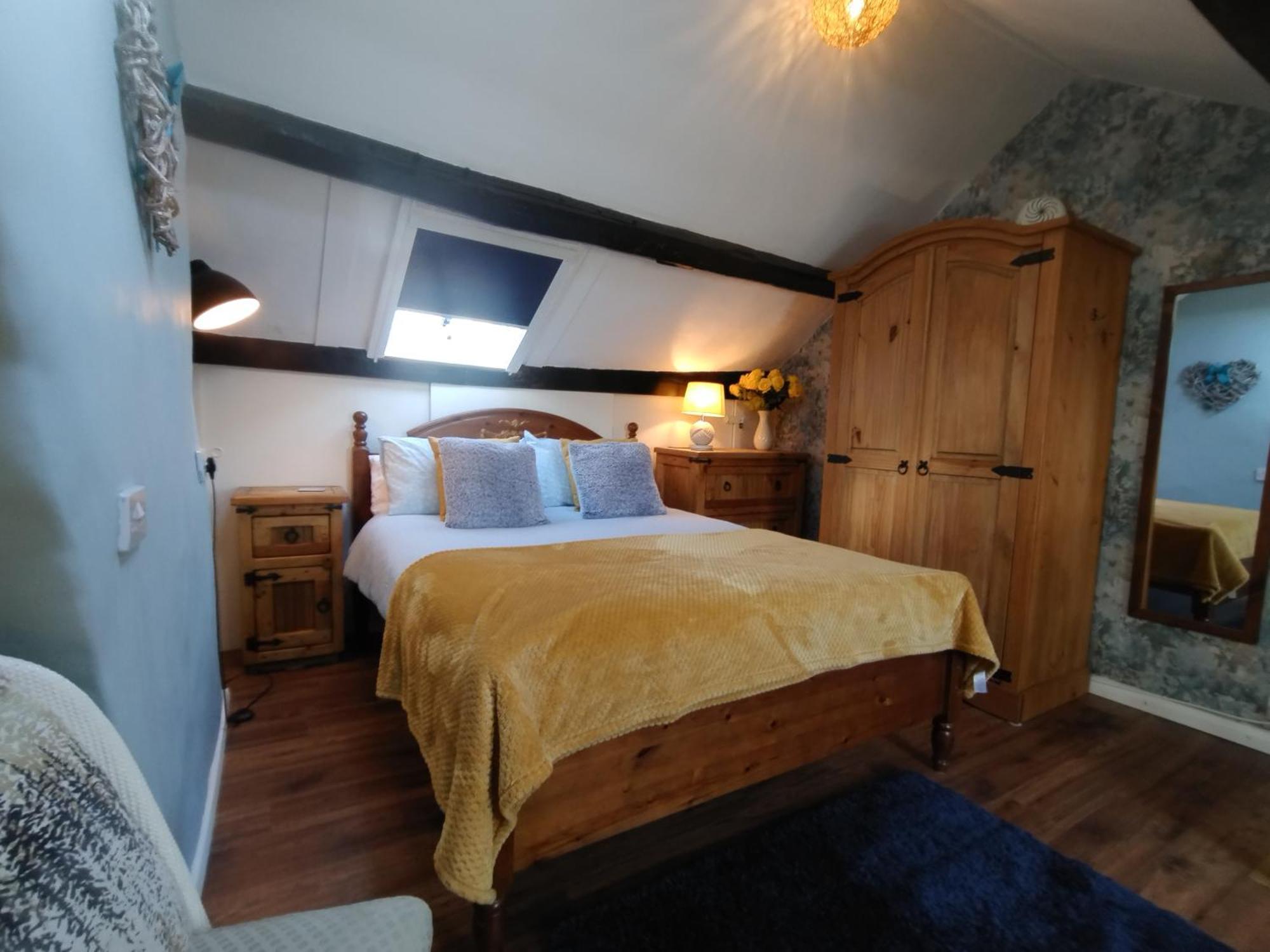 Darnholm Cottage 로빈후즈베이 외부 사진
